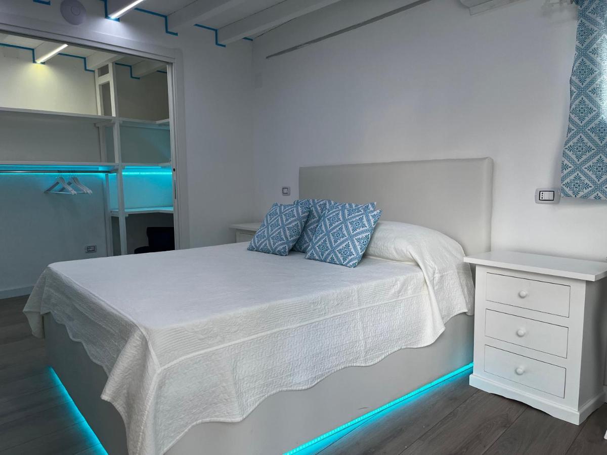 Palmasera Charming Rooms Cala Gonone Exterior photo