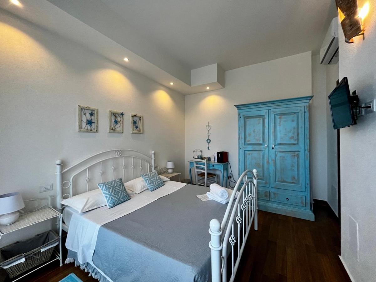 Palmasera Charming Rooms Cala Gonone Exterior photo