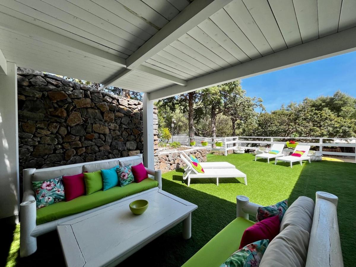 Palmasera Charming Rooms Cala Gonone Exterior photo
